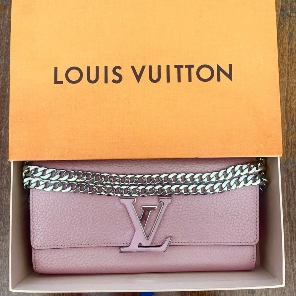 Louis Vuitton Capucines Pink Wallet on Chain Crossbody